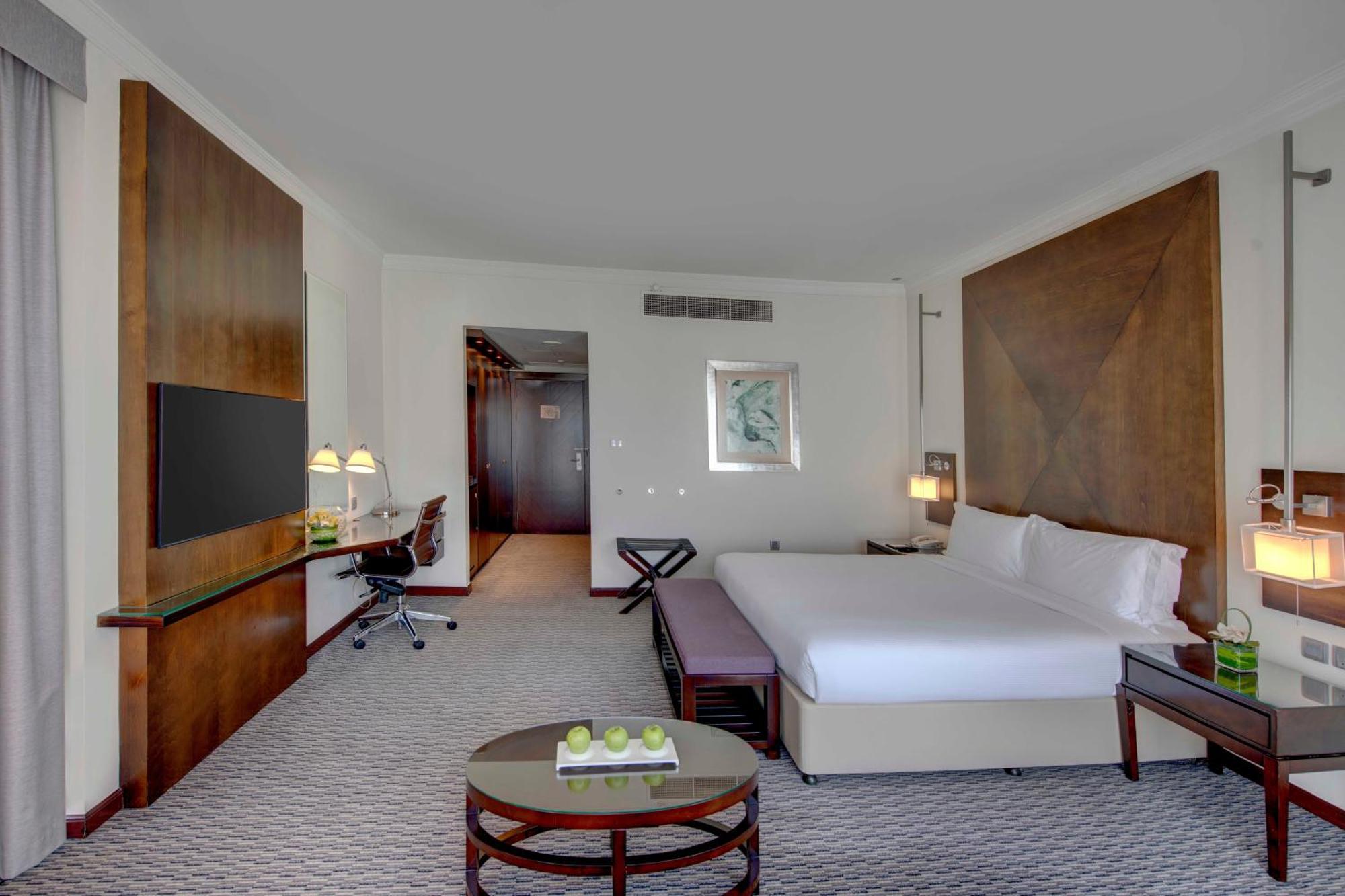 Отель Media Rotana Дубай Экстерьер фото Deluxe Room
