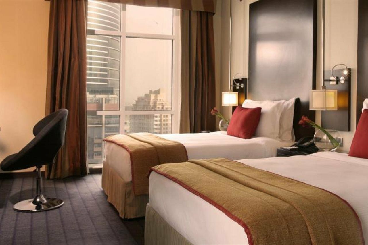 Rotana dubai. Дубай отель Media Rotana. Media Rotana Dubai 5*. Media Rotana Hotel 5. Дубай отель Медиа ротана отель.